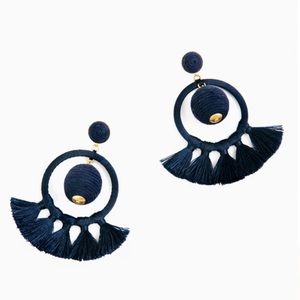 Tuckernuck: Navy “Dreamcatcher” Earrings